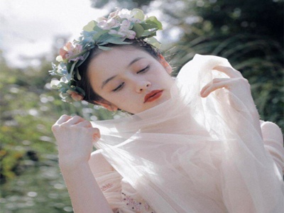 一本色道,色彩魔法：揭秘如何用颜色提升生活品质